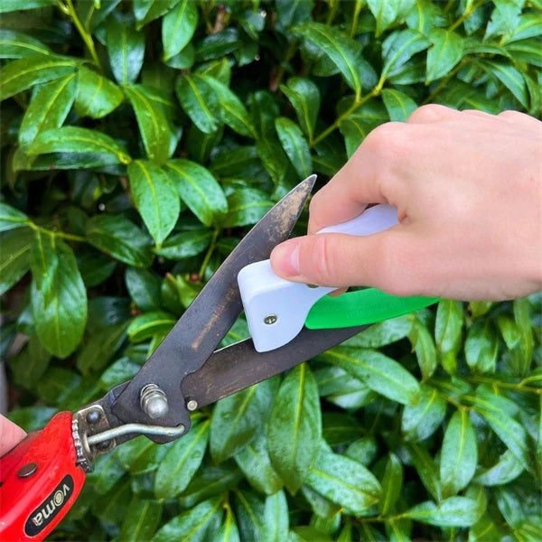 Outdoor Portable Knife Sharpener【HOT SALE-49%OFF🔥】